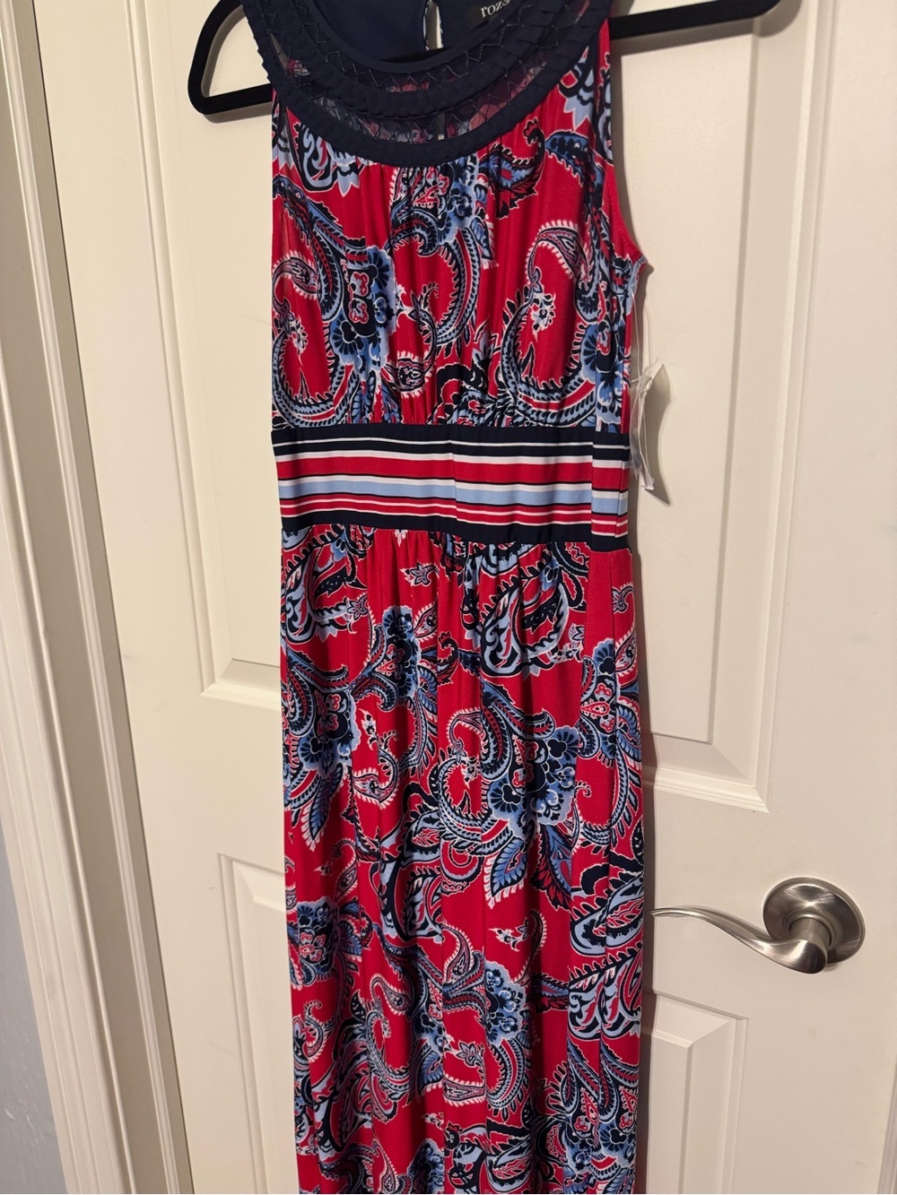 Dress Barn Roz and Ali Red Paisley Maxi Dress Sz Small Memorial Day - Picture 3 of 8
